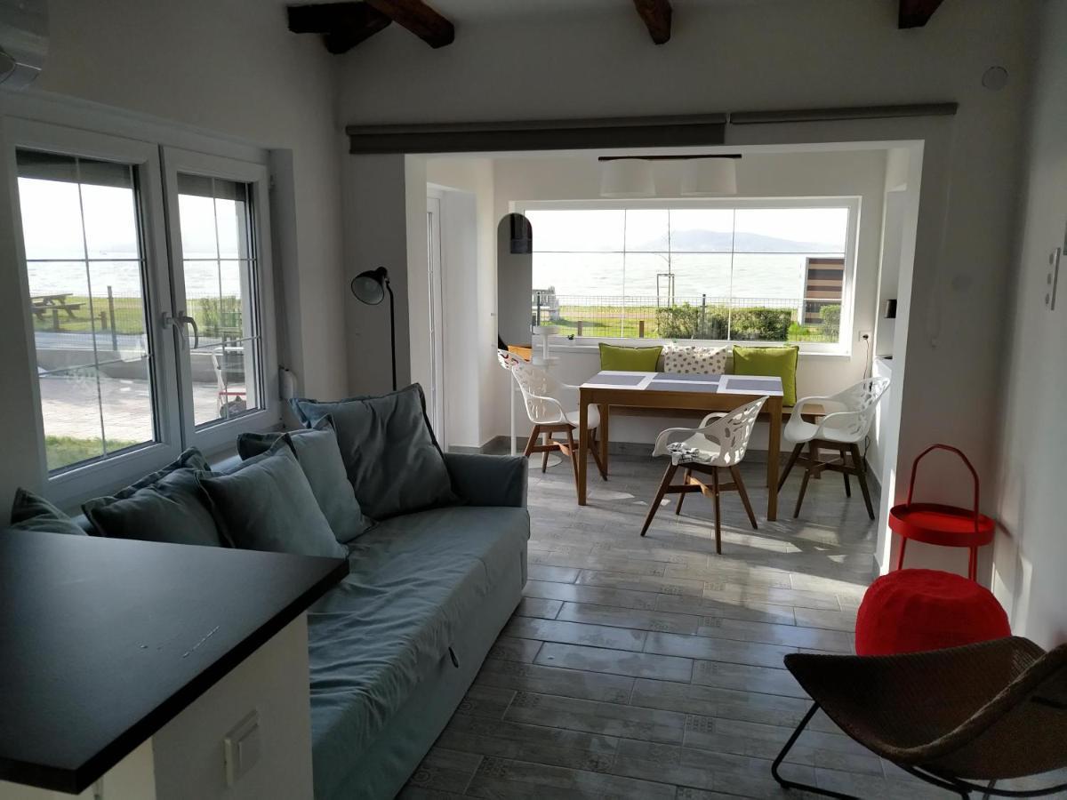 Exclusive Beachfront Villa Fonyód Eksteriør bilde